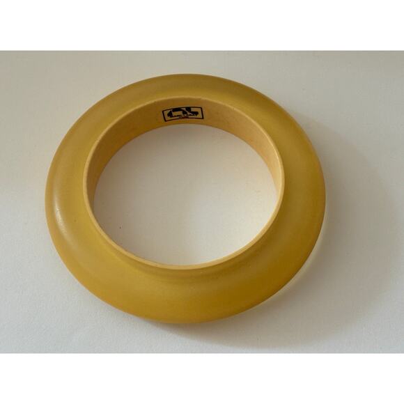 Marc Labat Paris Bangle Bracelet Clear Apple Juice Lucite Signed Minimalist Rare - Picture 1 of 3